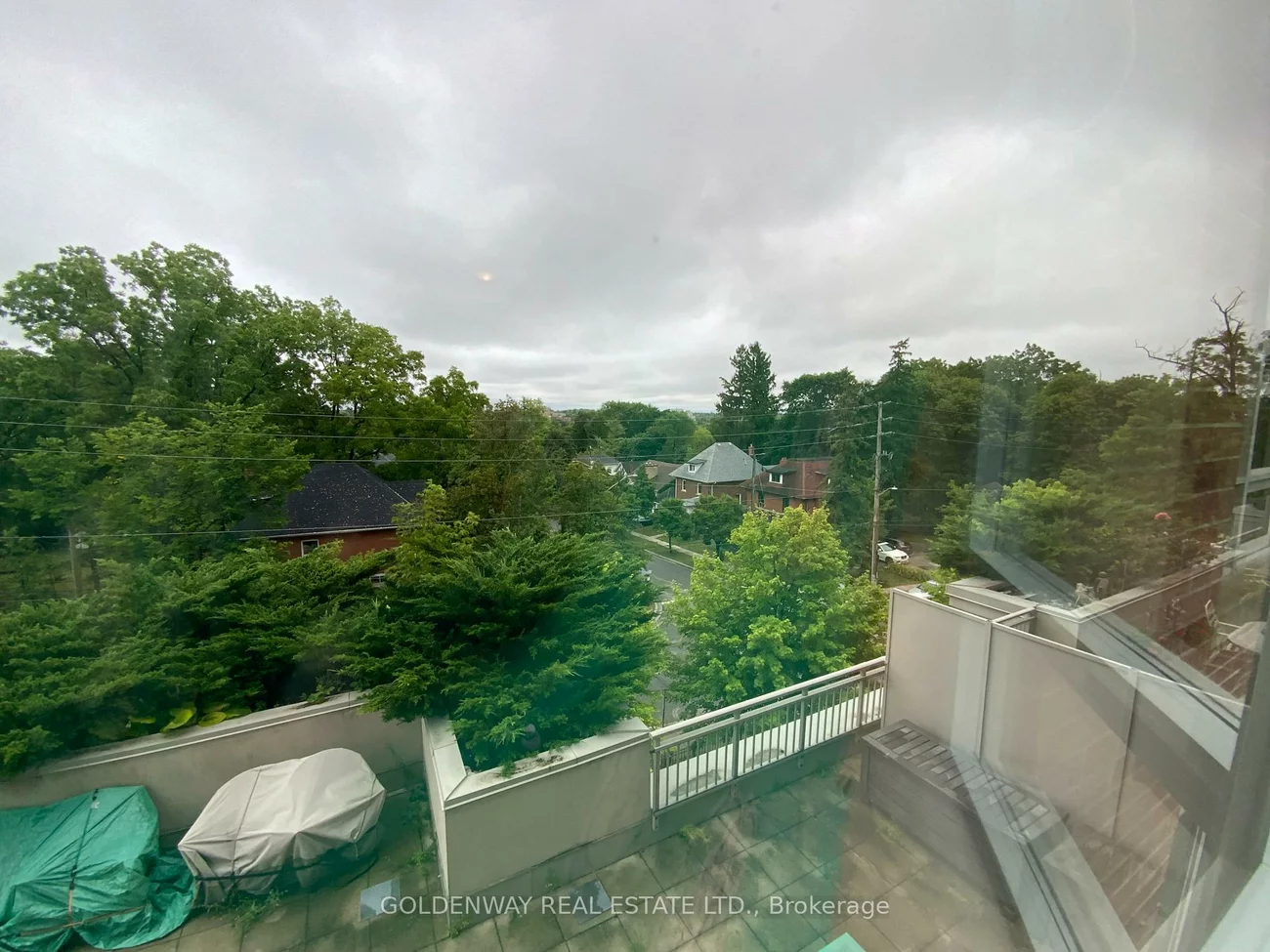 10101, Yonge, Crosby, Richmond Hill