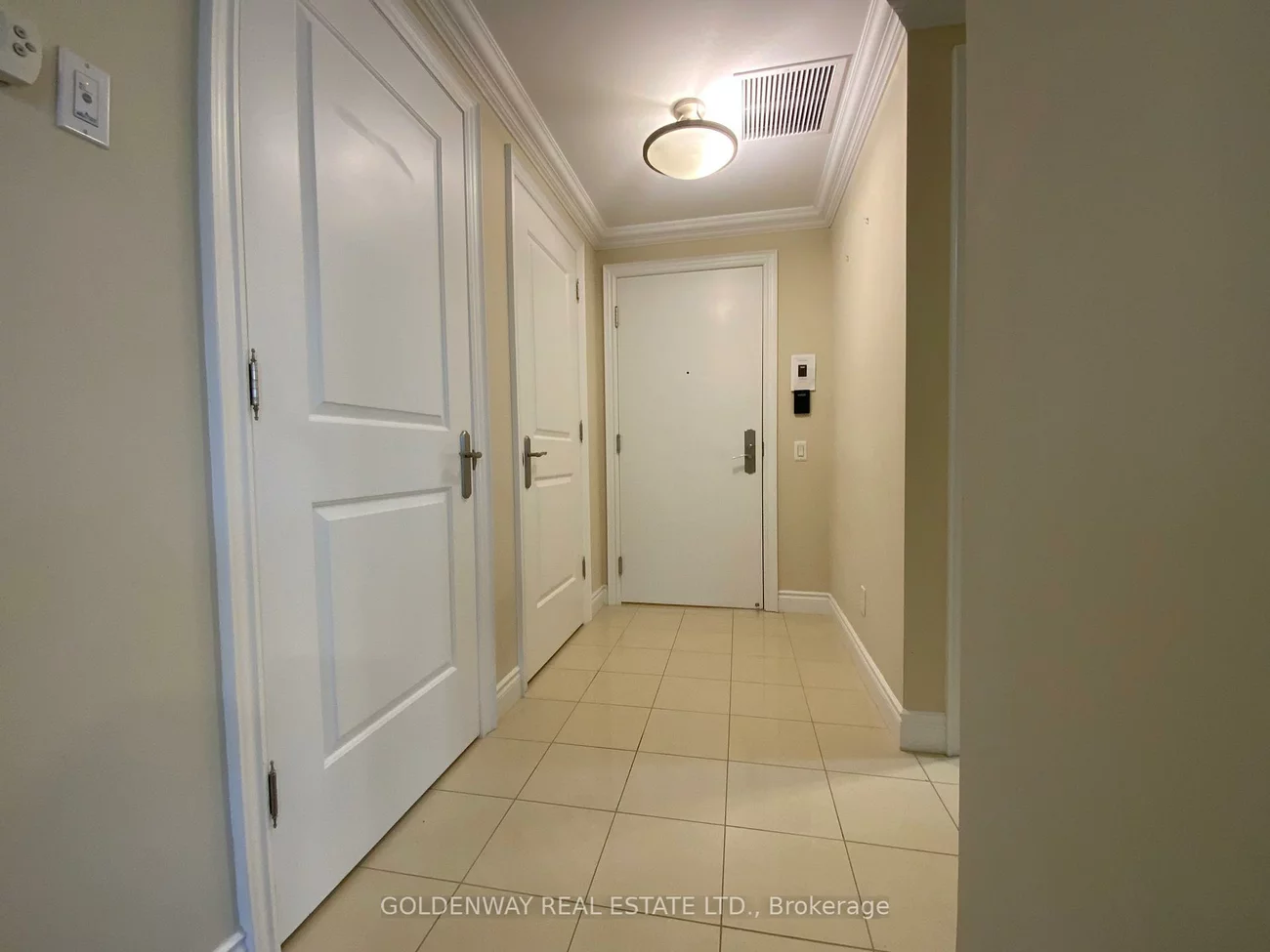 10101, Yonge, Crosby, Richmond Hill