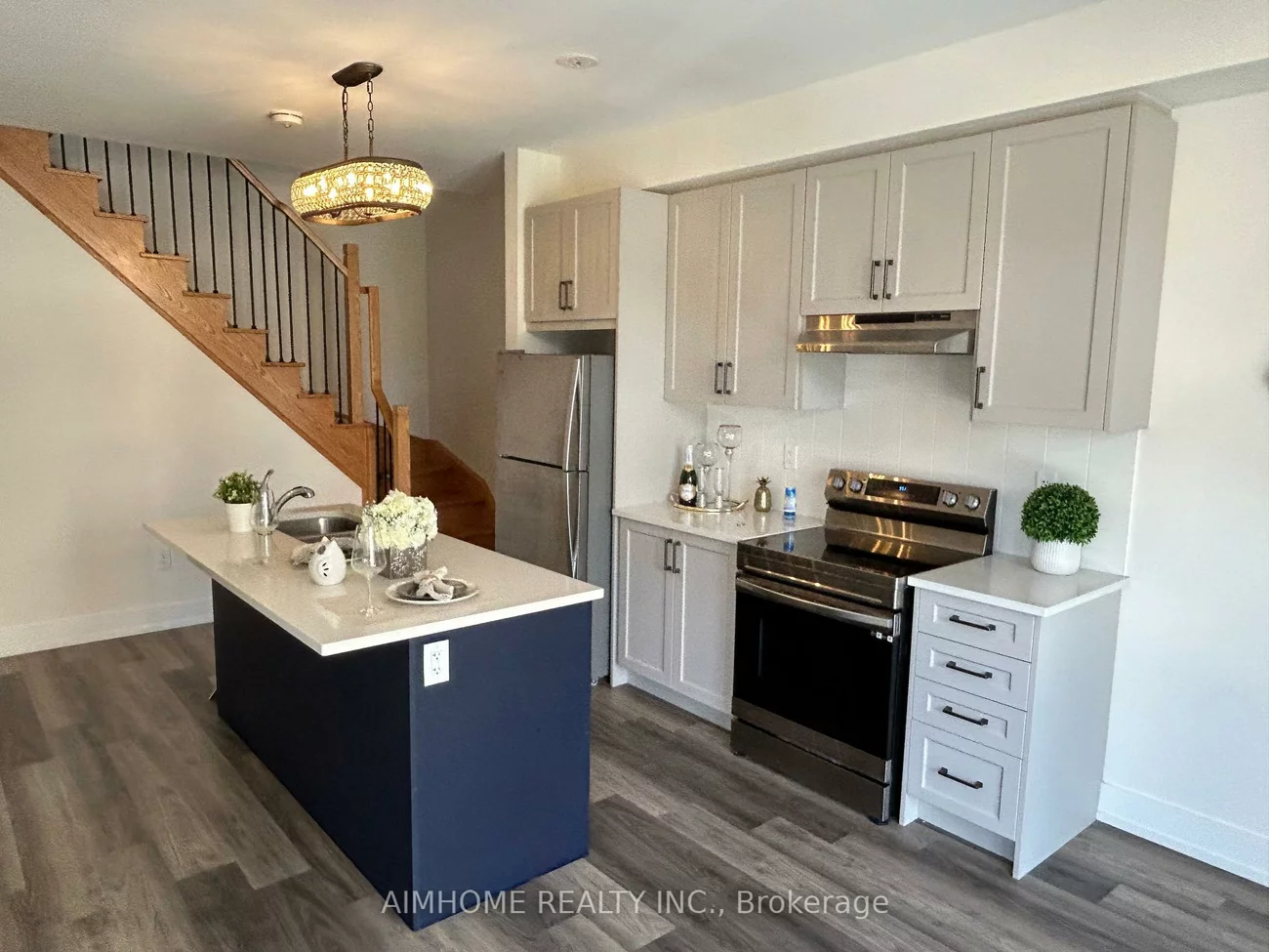 7, Phelps, Oak Ridges, Richmond Hill