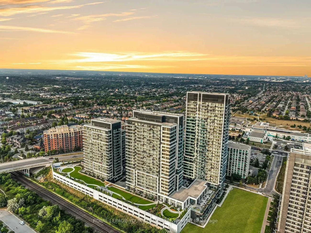 105, Oneida, Langstaff, Richmond Hill