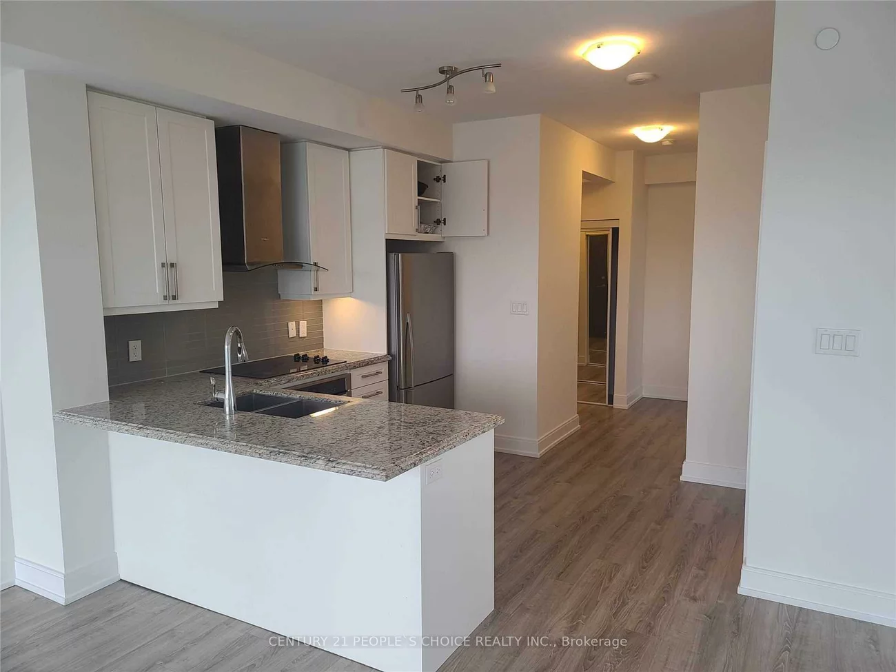 9608, Yonge, North Richvale, Richmond Hill