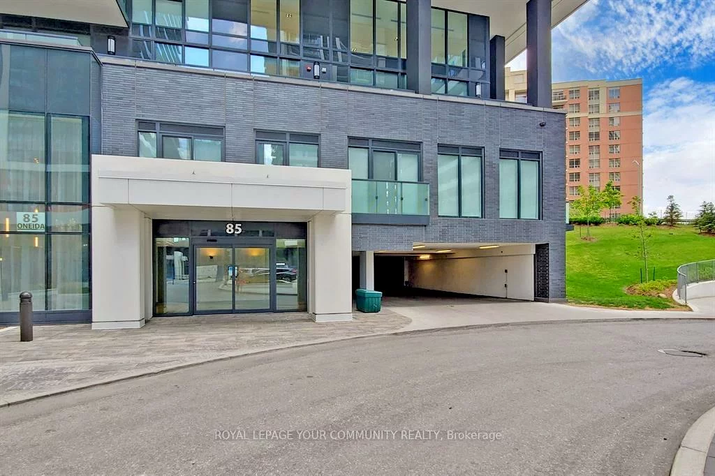 75, Oneida, Langstaff, Richmond Hill