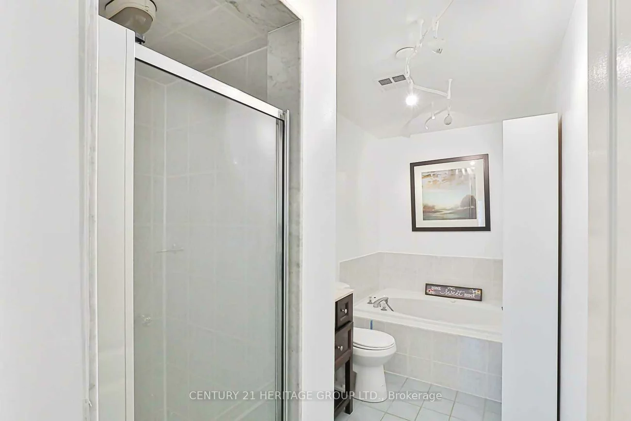 255, Shaftsbury, Westbrook, Richmond Hill