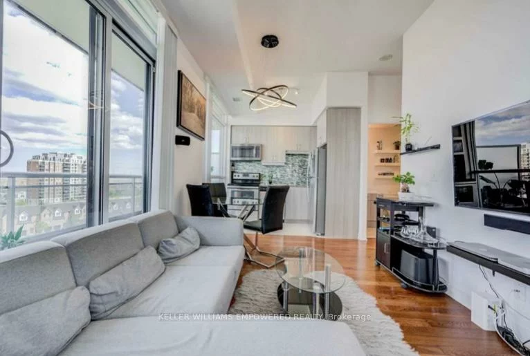 9199, Yonge, Langstaff, Richmond Hill