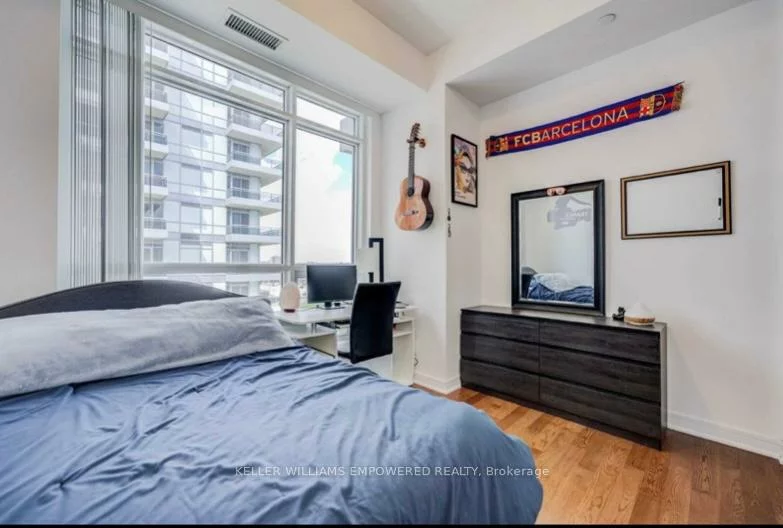 9199, Yonge, Langstaff, Richmond Hill