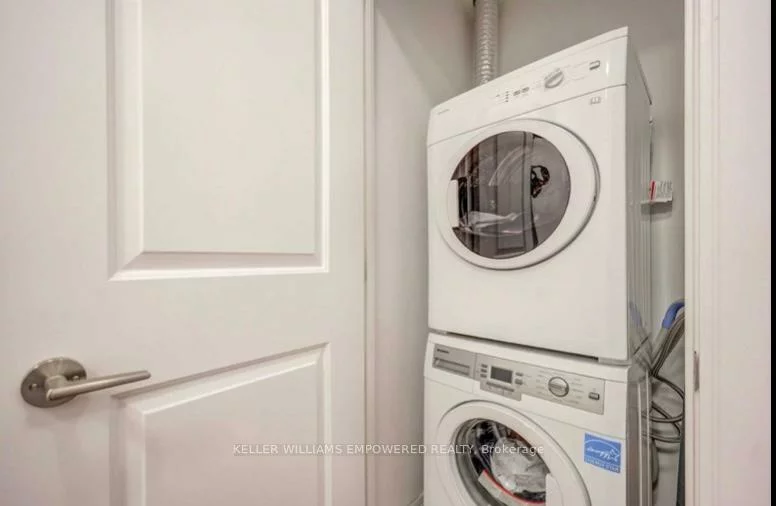 9199, Yonge, Langstaff, Richmond Hill