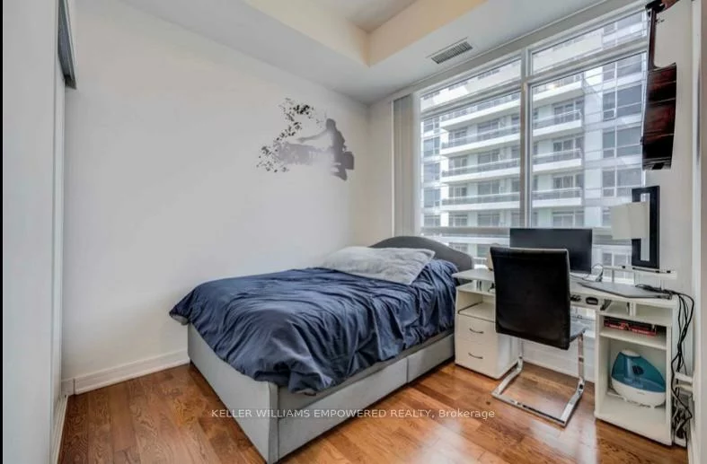 9199, Yonge, Langstaff, Richmond Hill