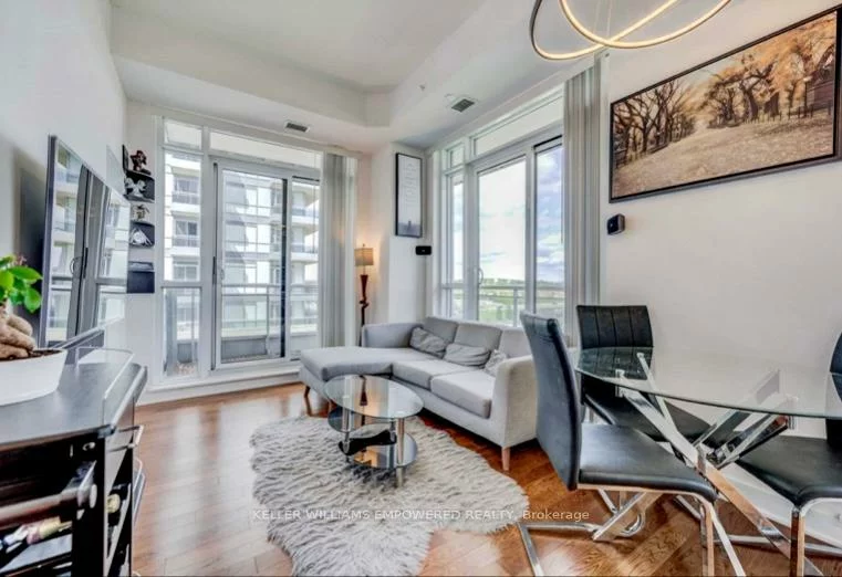 9199, Yonge, Langstaff, Richmond Hill
