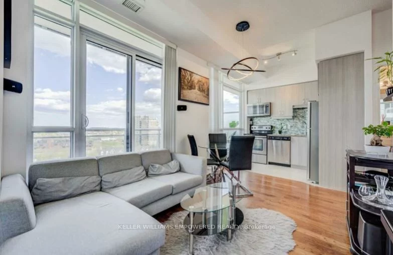 9199, Yonge, Langstaff, Richmond Hill