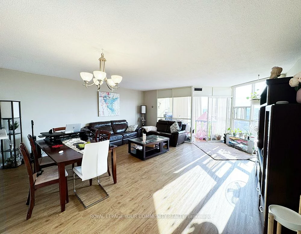 20, Baif, North Richvale, Richmond Hill