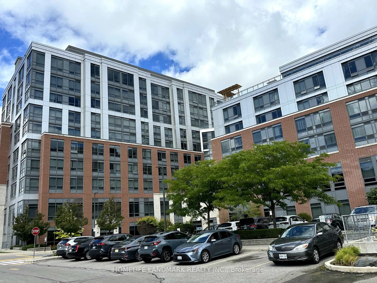 11211, Yonge, Devonsleigh, Richmond Hill