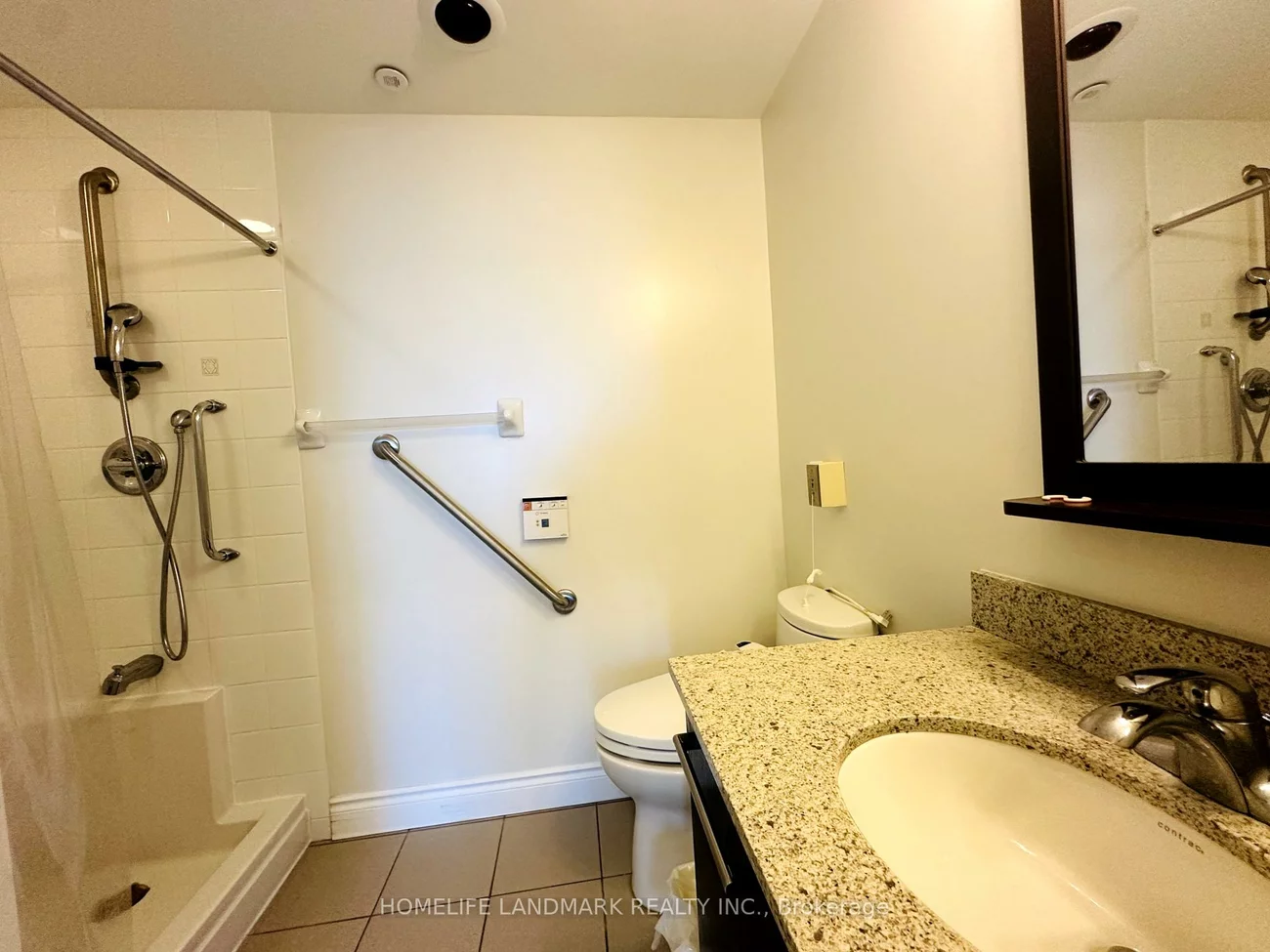 11211, Yonge, Devonsleigh, Richmond Hill