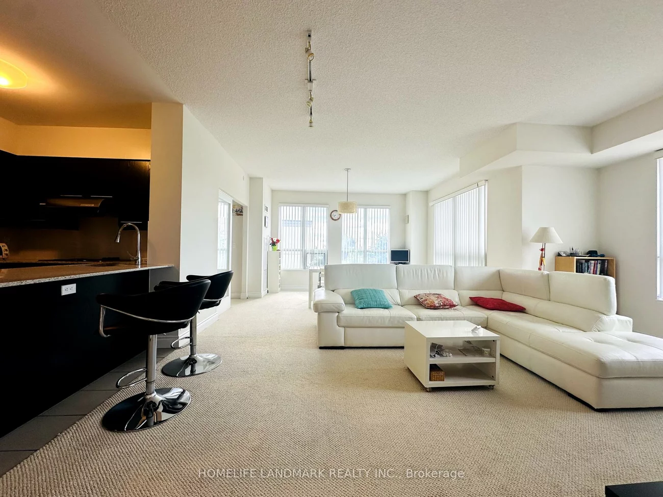 11211, Yonge, Devonsleigh, Richmond Hill