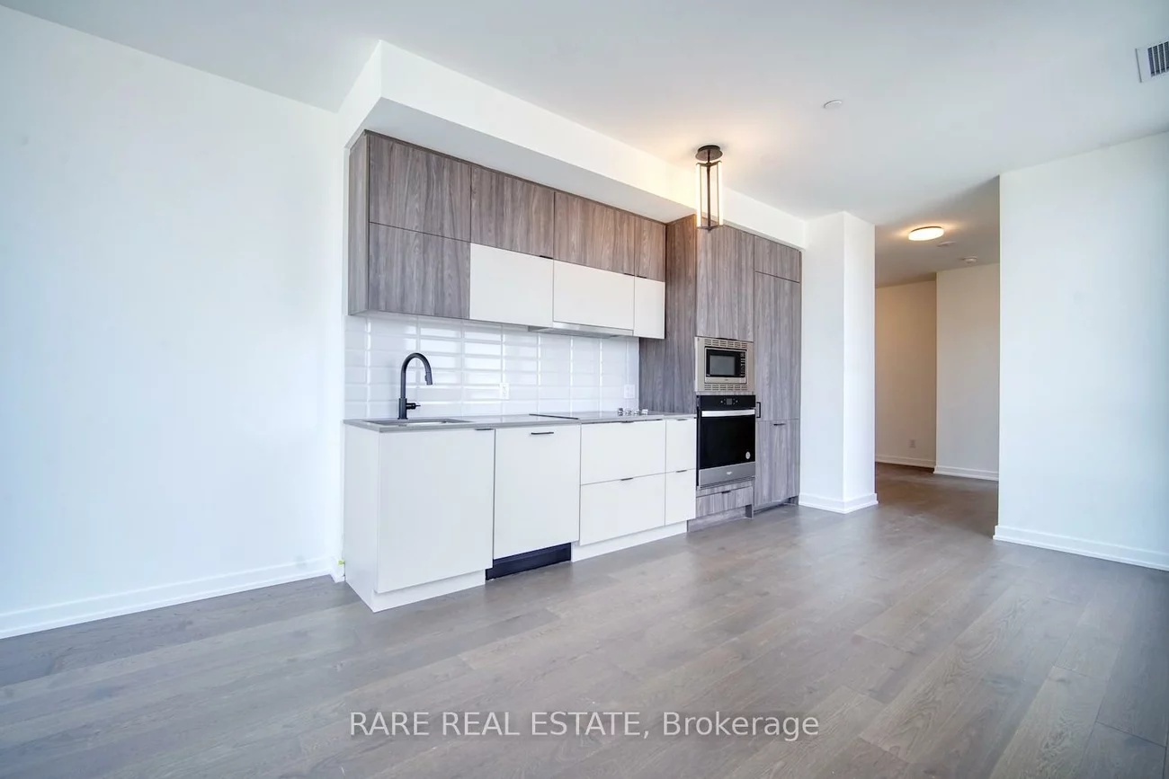 8888, Yonge, South Richvale, Richmond Hill