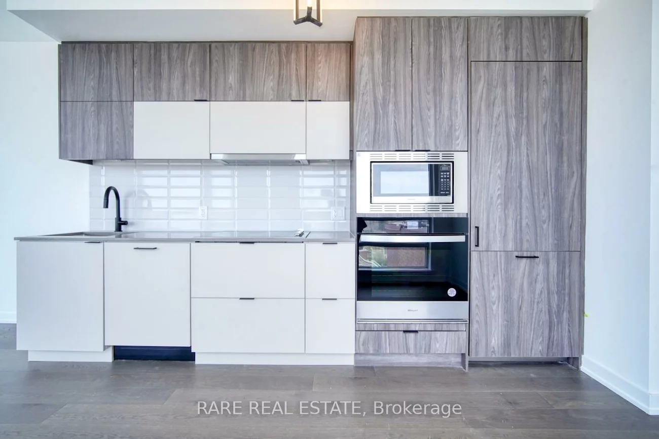 8888, Yonge, South Richvale, Richmond Hill