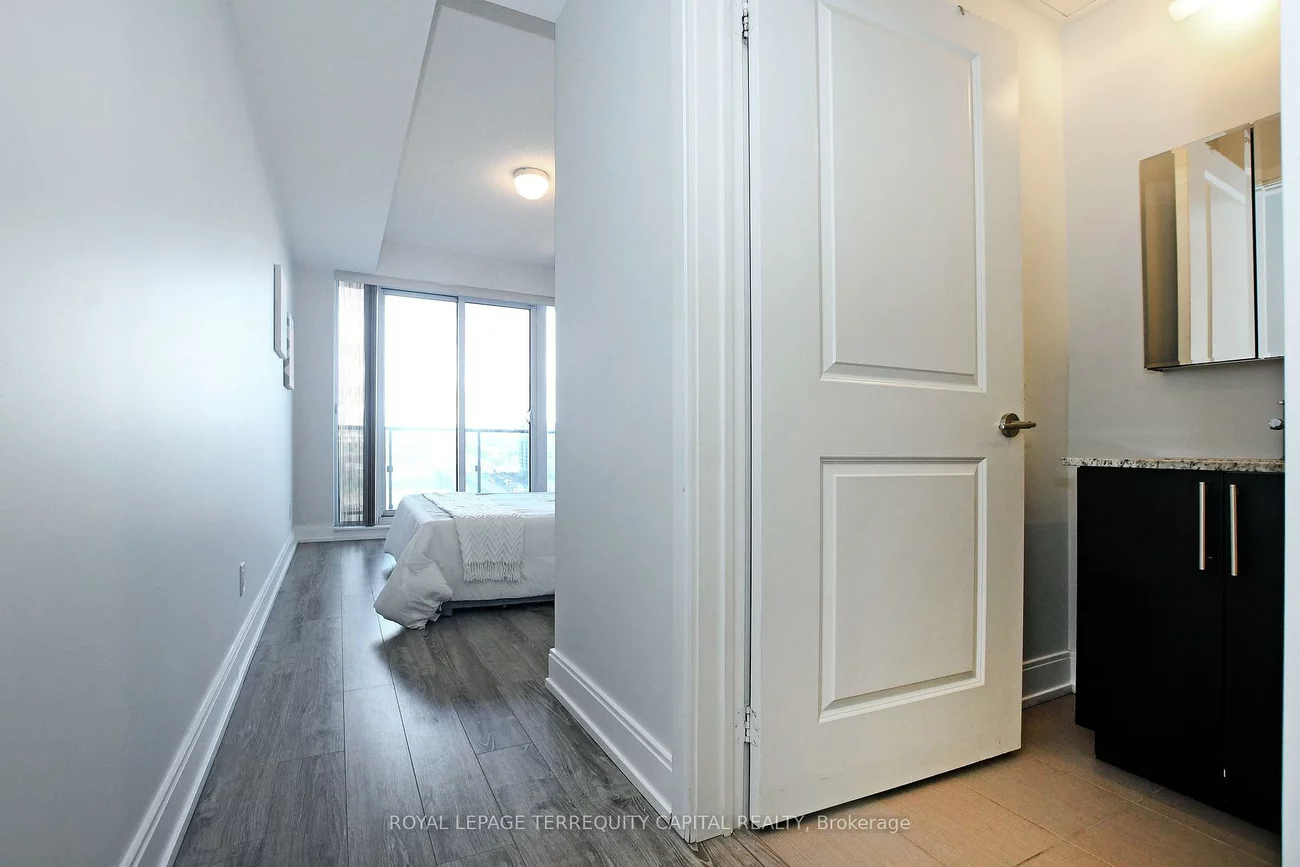 9608, Yonge, North Richvale, Richmond Hill