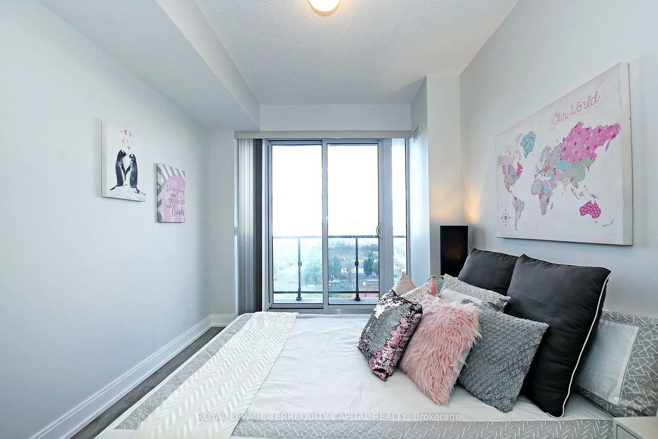 9608, Yonge, North Richvale, Richmond Hill