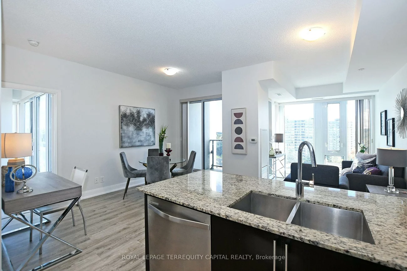 9608, Yonge, North Richvale, Richmond Hill
