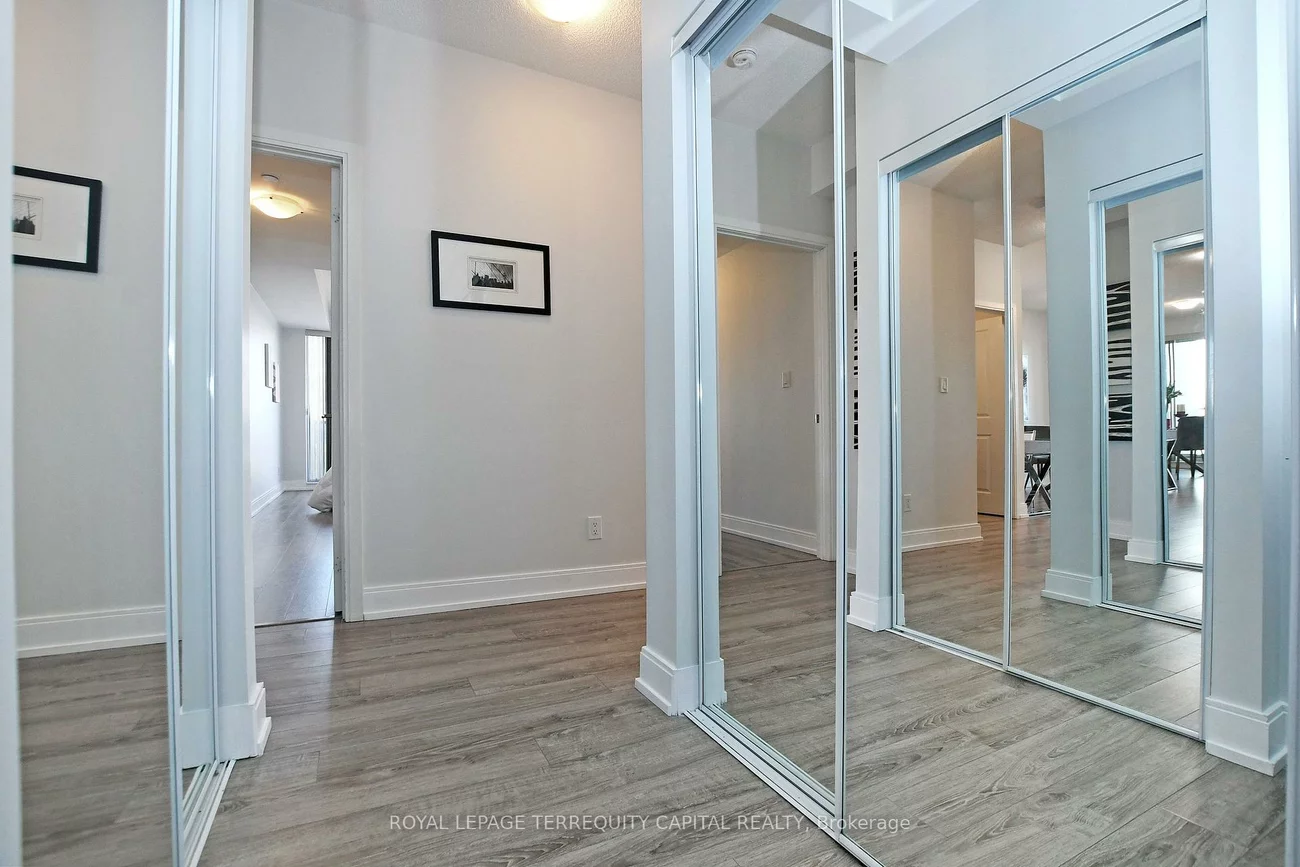 9608, Yonge, North Richvale, Richmond Hill
