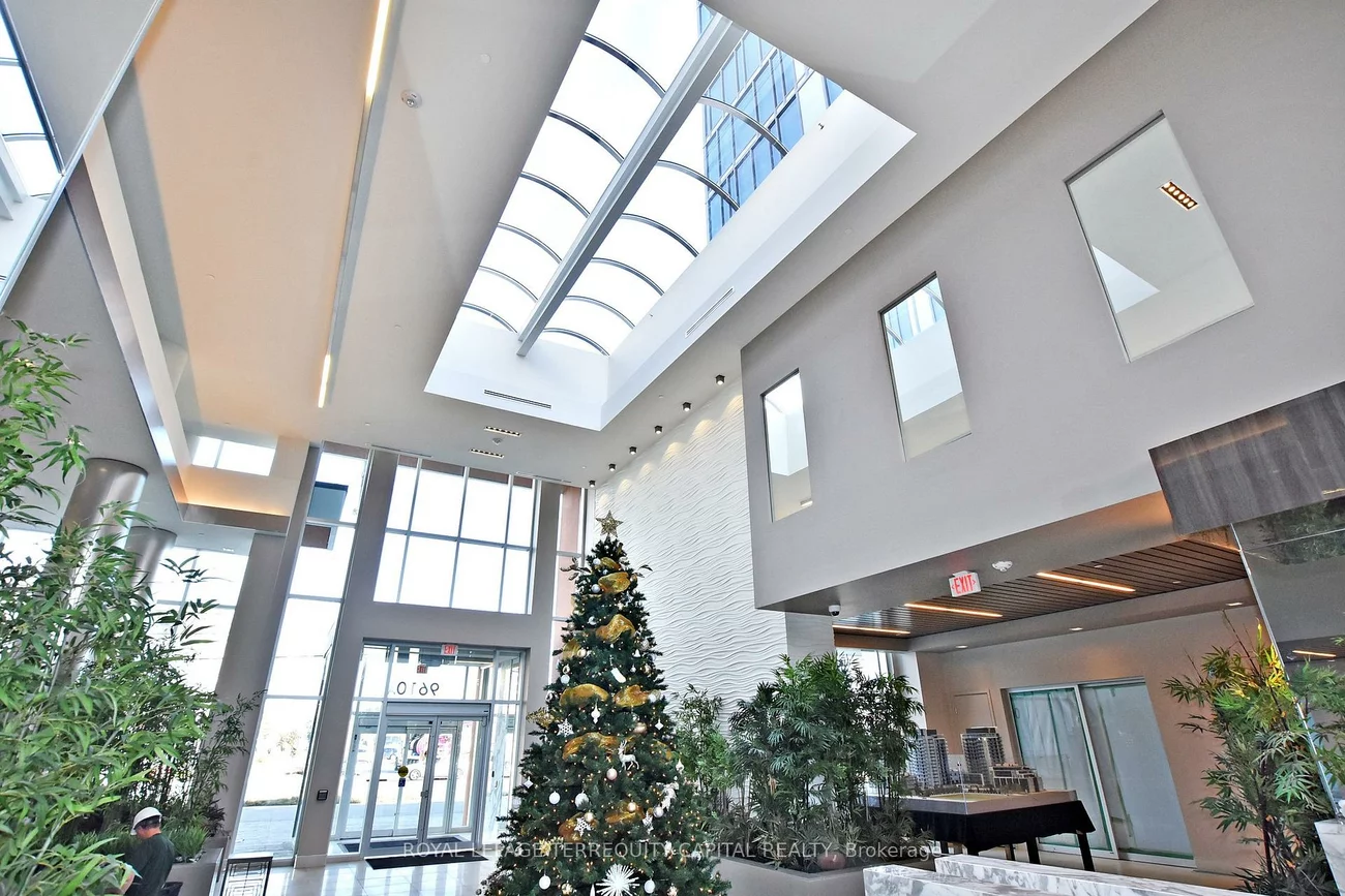 9608, Yonge, North Richvale, Richmond Hill
