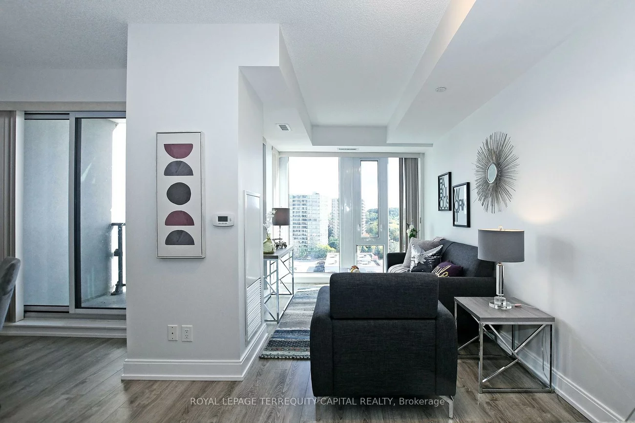 9608, Yonge, North Richvale, Richmond Hill