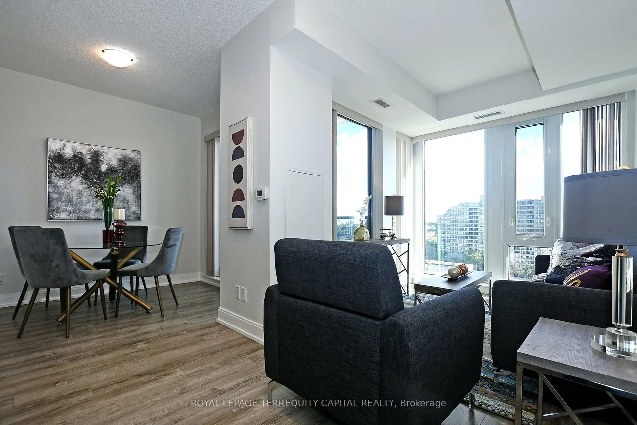 9608, Yonge, North Richvale, Richmond Hill