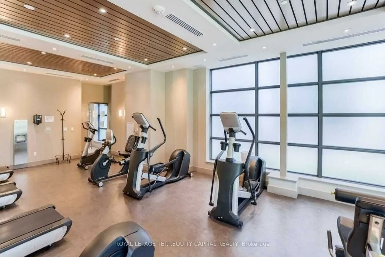 9608, Yonge, North Richvale, Richmond Hill
