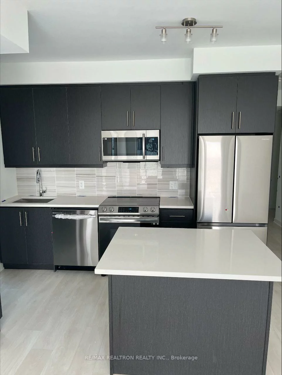 105, Oneida, Langstaff, Richmond Hill