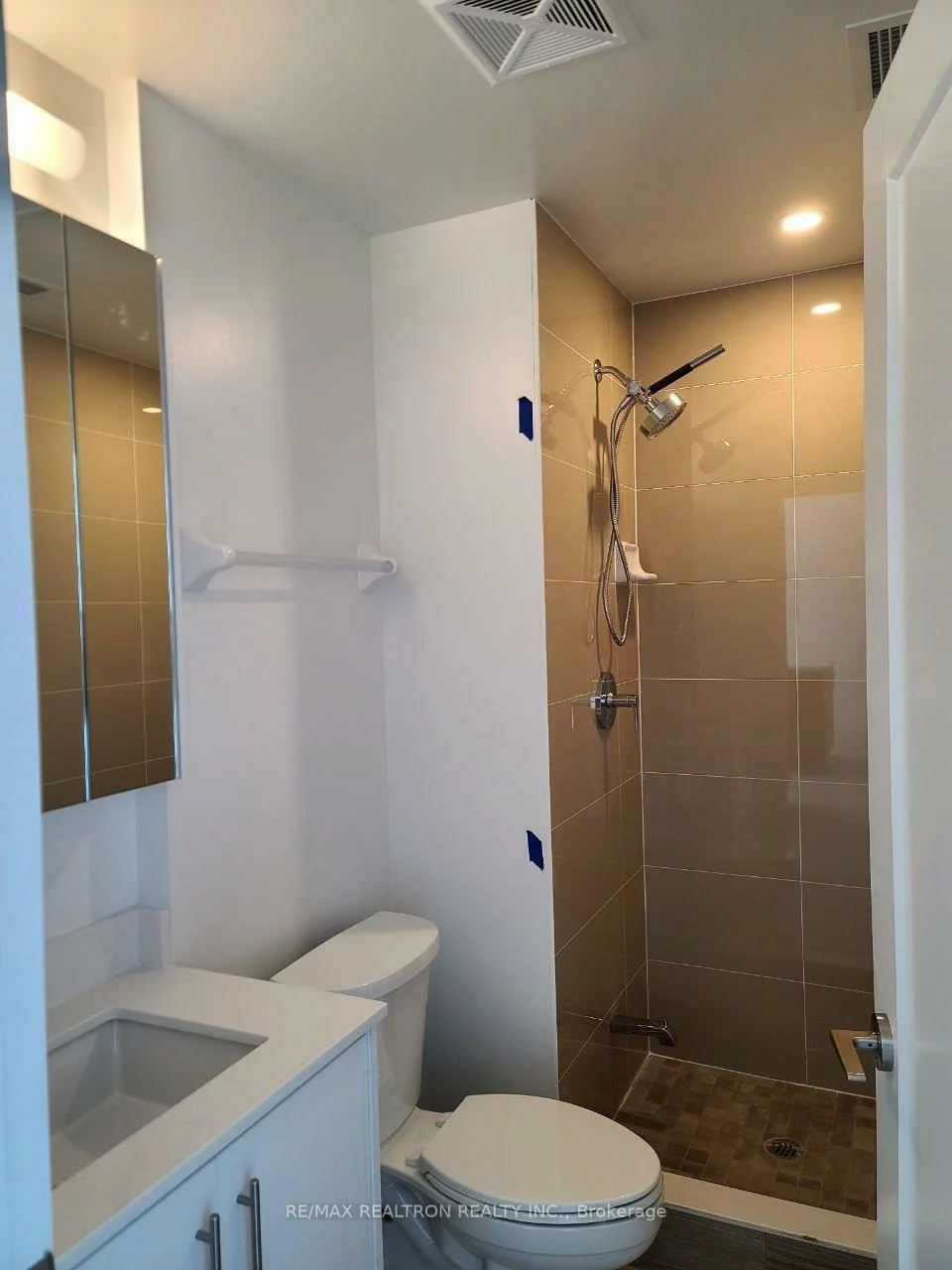 105, Oneida, Langstaff, Richmond Hill