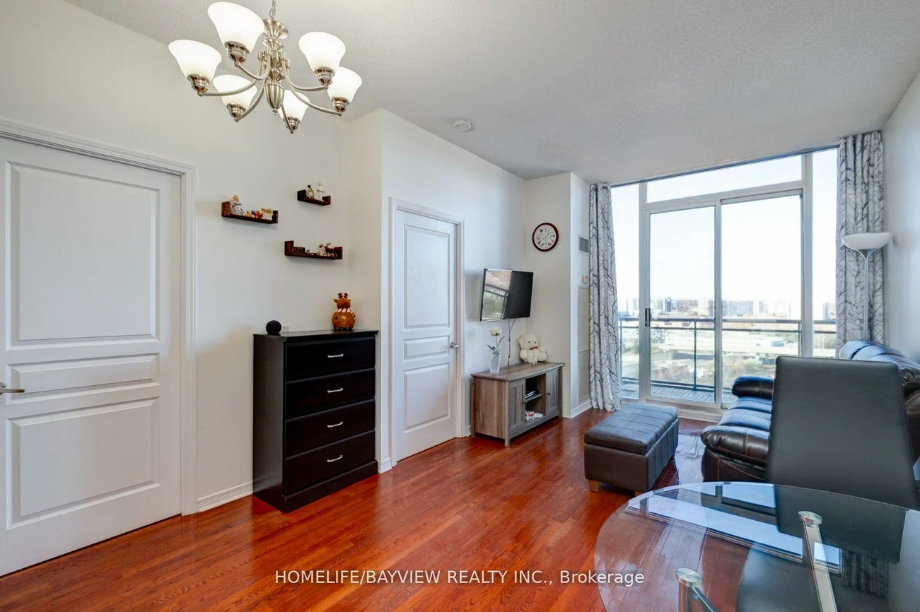 350, Red Maple, Langstaff, Richmond Hill