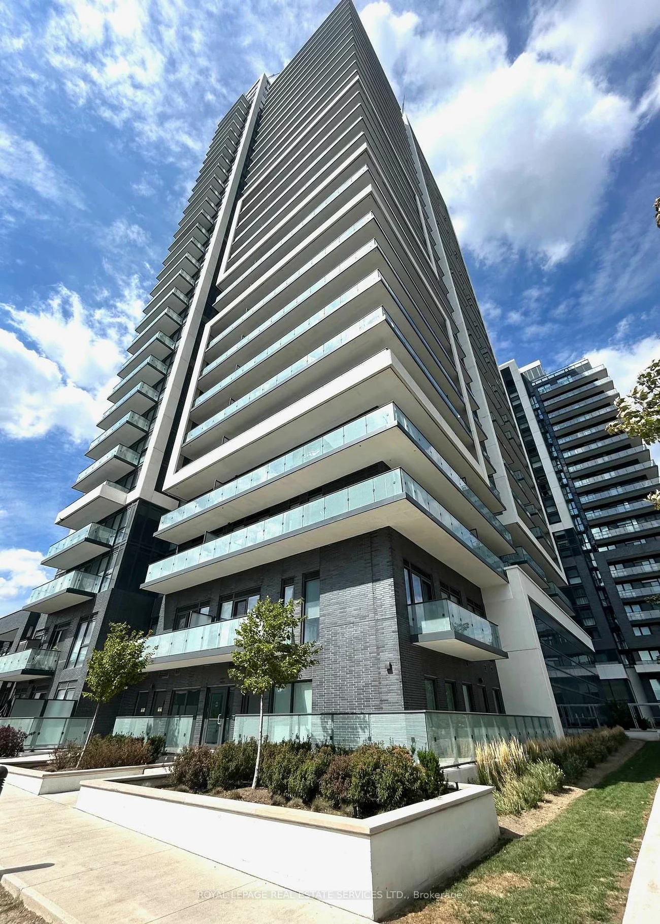105, Oneida, Langstaff, Richmond Hill