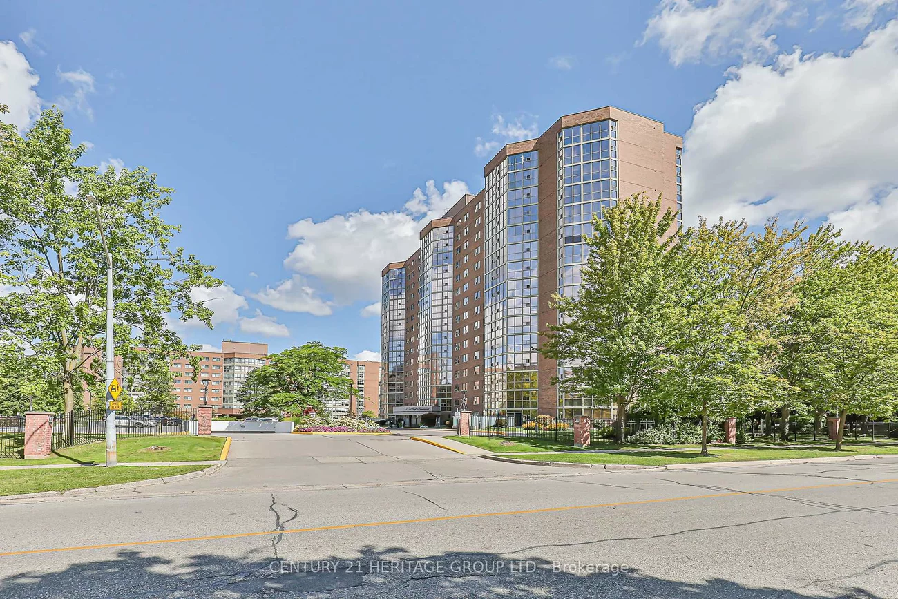 20, Baif, North Richvale, Richmond Hill