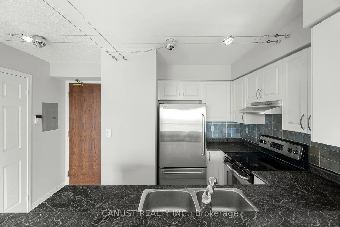 39, Oneida, Langstaff, Richmond Hill