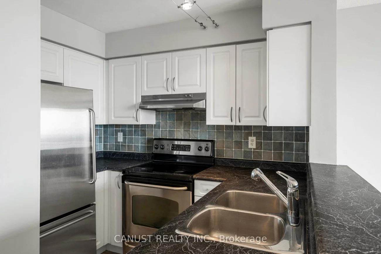 39, Oneida, Langstaff, Richmond Hill