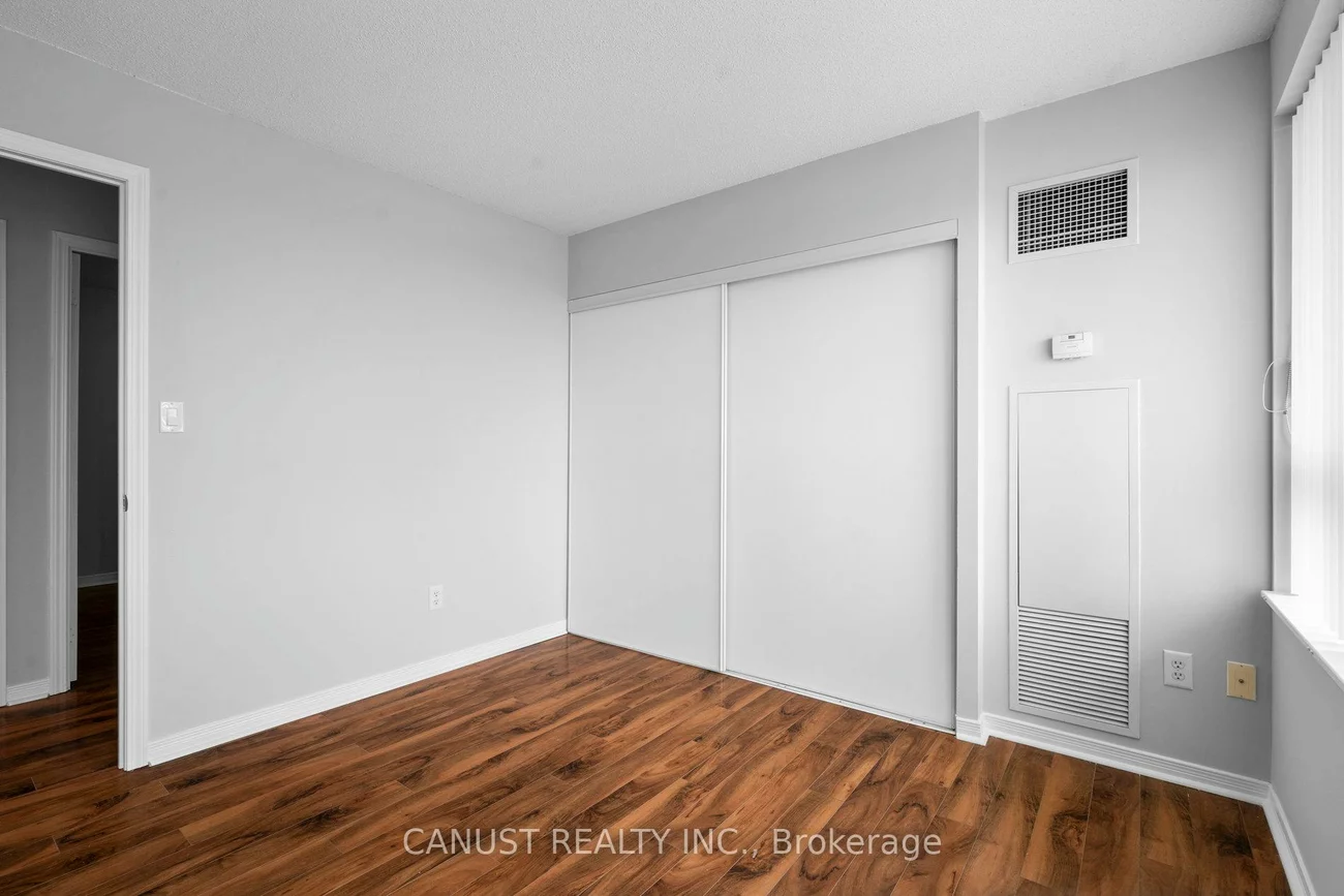 39, Oneida, Langstaff, Richmond Hill
