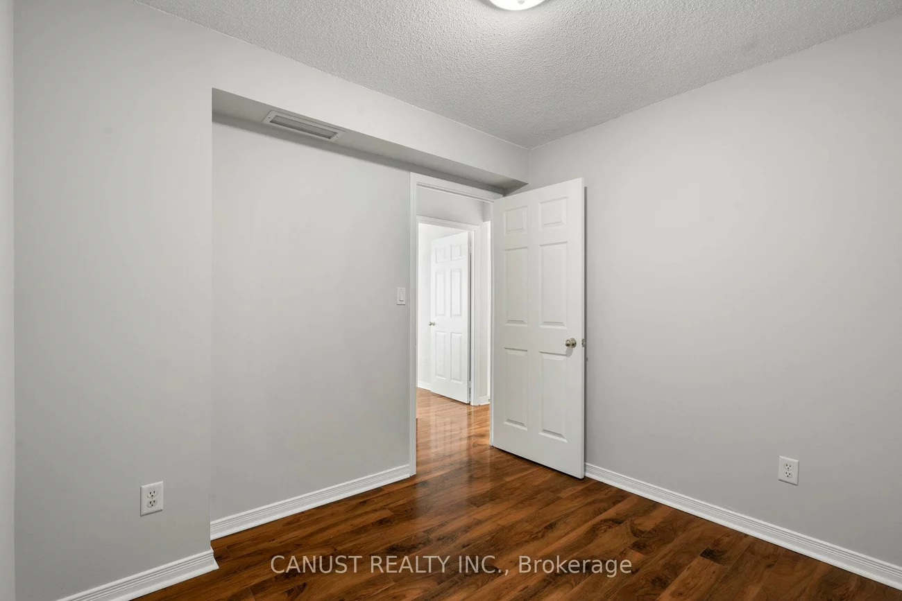 39, Oneida, Langstaff, Richmond Hill