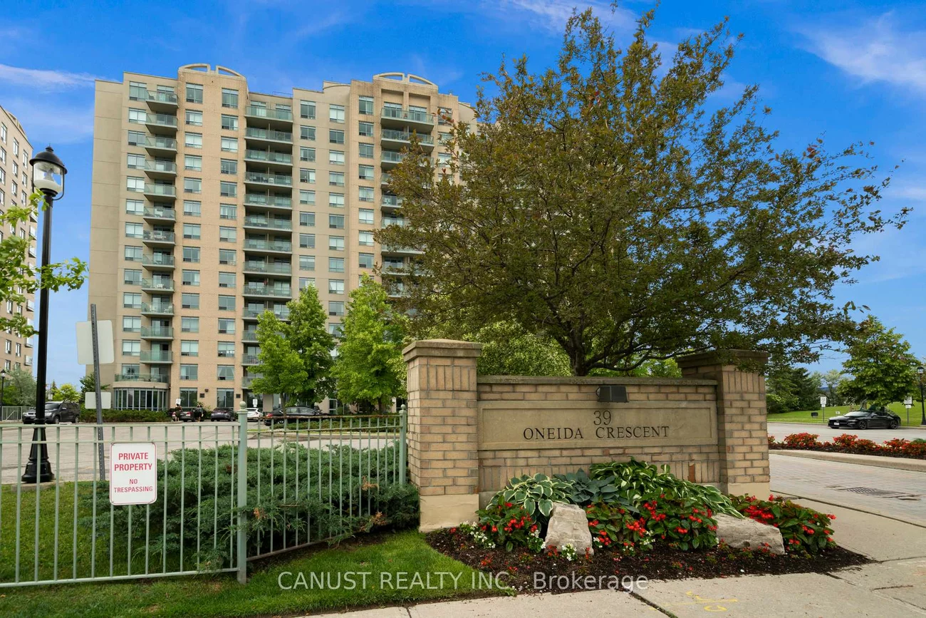39, Oneida, Langstaff, Richmond Hill