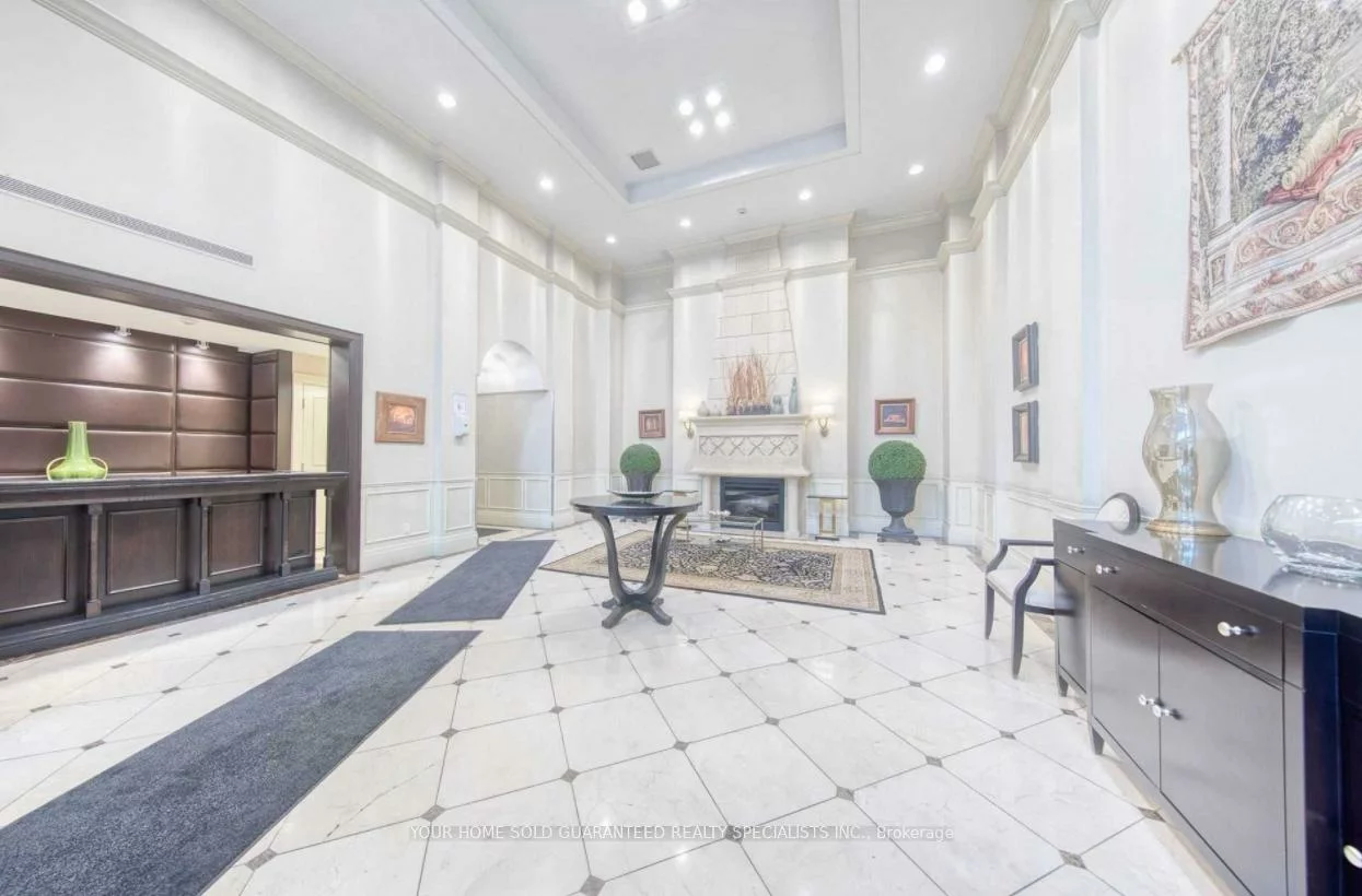 310, Red Maple, Langstaff, Richmond Hill