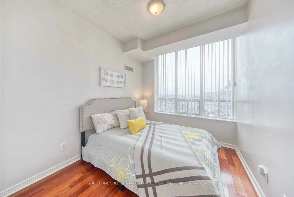310, Red Maple, Langstaff, Richmond Hill