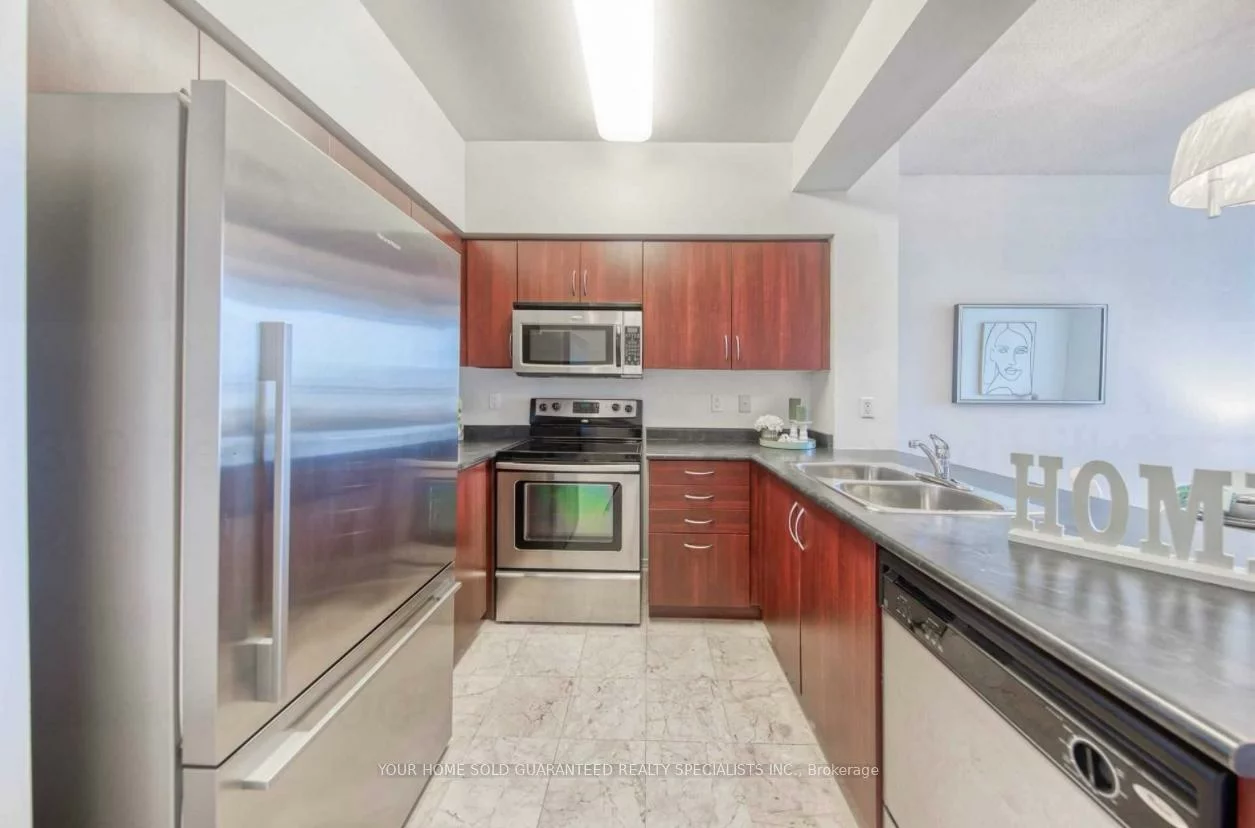 310, Red Maple, Langstaff, Richmond Hill