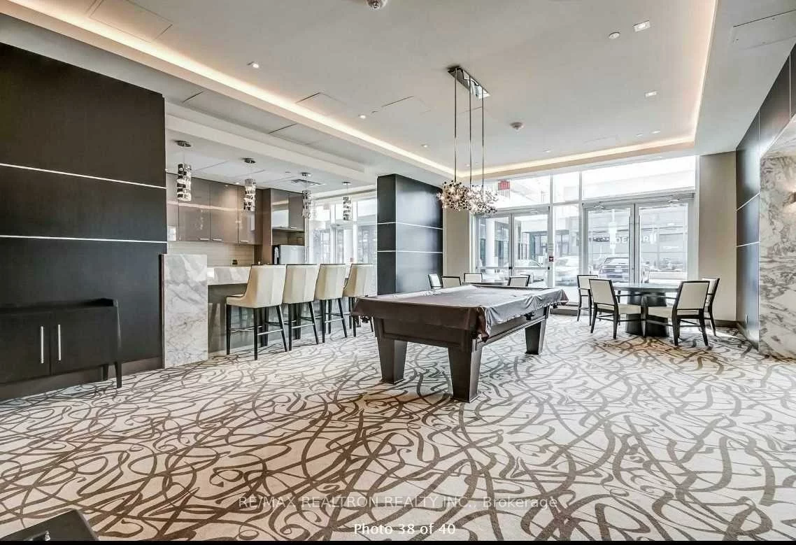 9600, Yonge, North Richvale, Richmond Hill