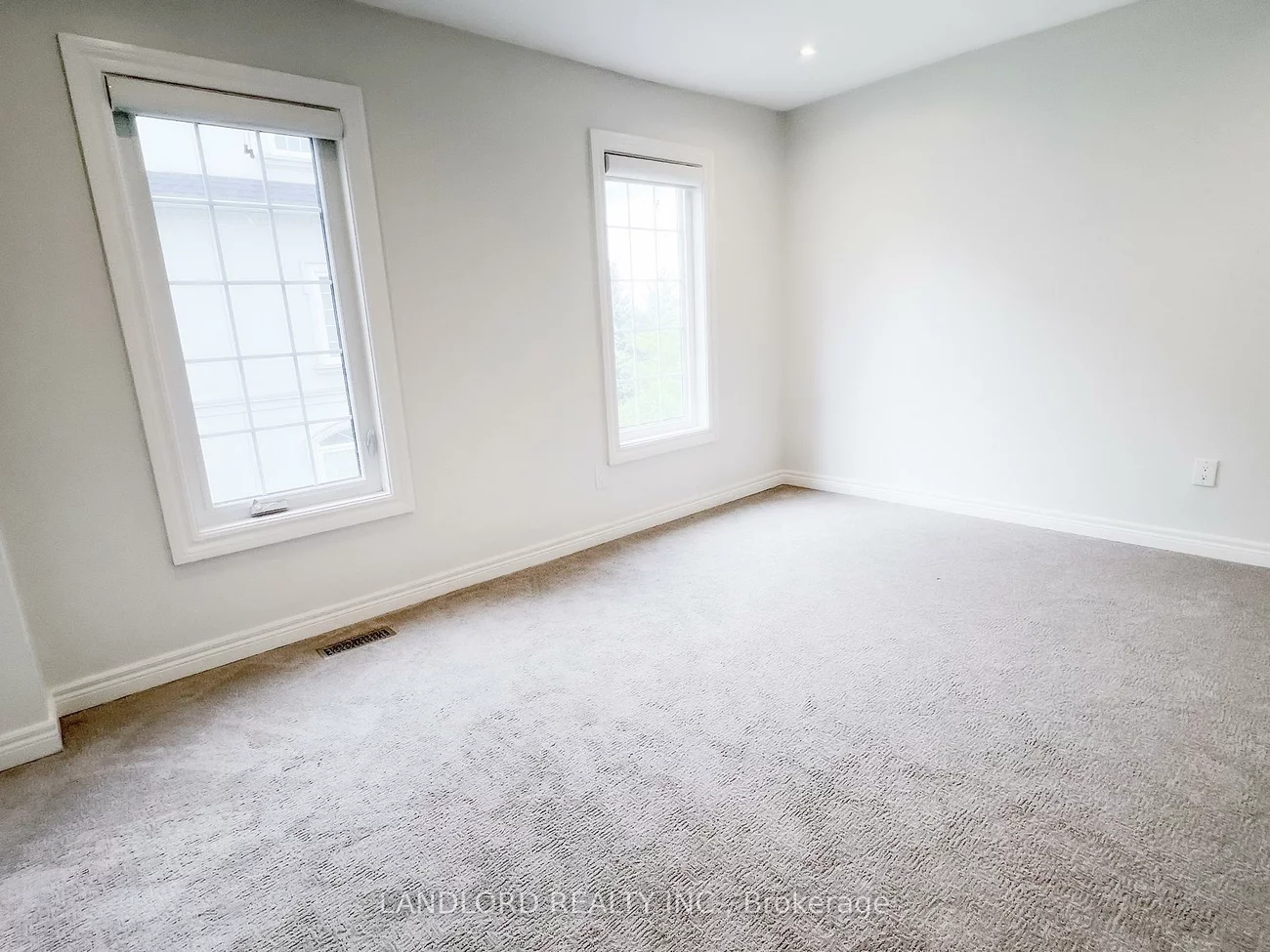 33, Benson, Mill Pond, Richmond Hill