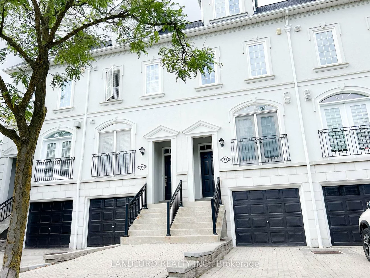 33, Benson, Mill Pond, Richmond Hill