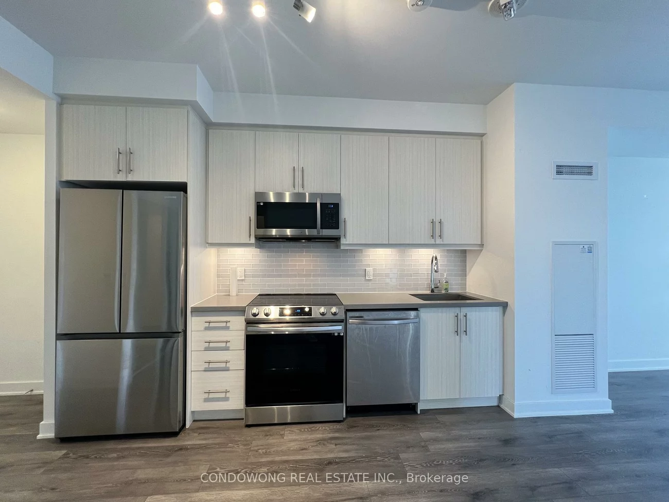 105, Oneida, Langstaff, Richmond Hill