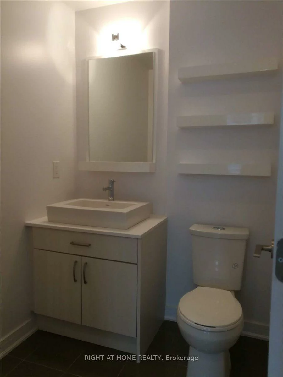 9191, Yonge, Langstaff, Richmond Hill