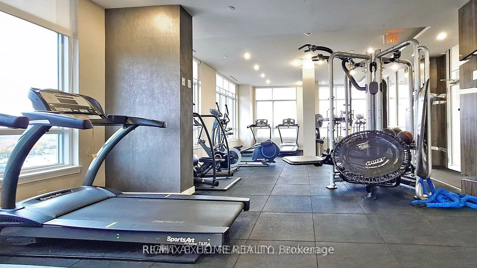 9191, Yonge, Langstaff, Richmond Hill