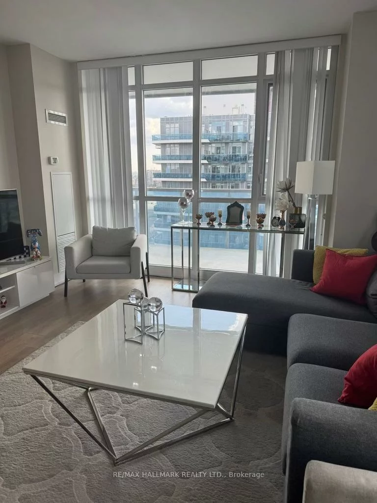 9471, Yonge, Observatory, Richmond Hill