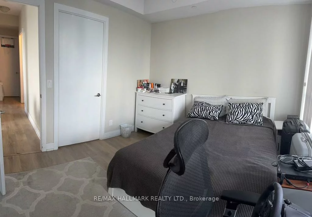 9471, Yonge, Observatory, Richmond Hill