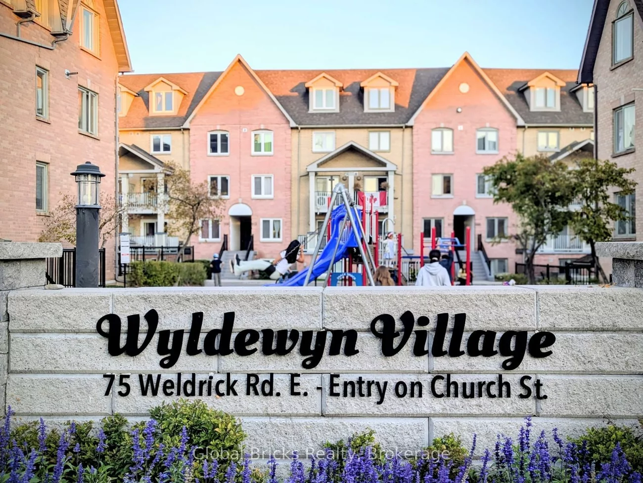 75, Weldrick, Observatory, Richmond Hill
