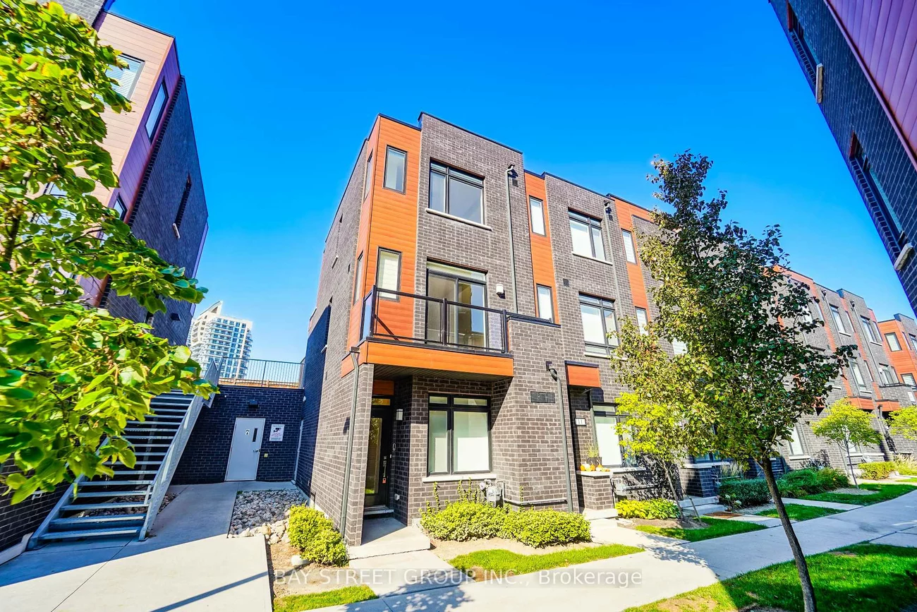 370, Red Maple, Langstaff, Richmond Hill